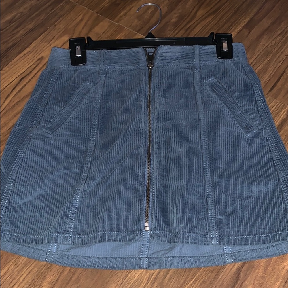 american eagle zip up skirt
